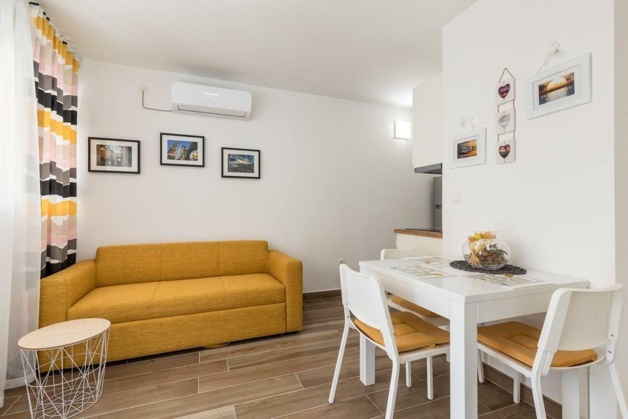 Apartments Cezar Split Extérieur photo