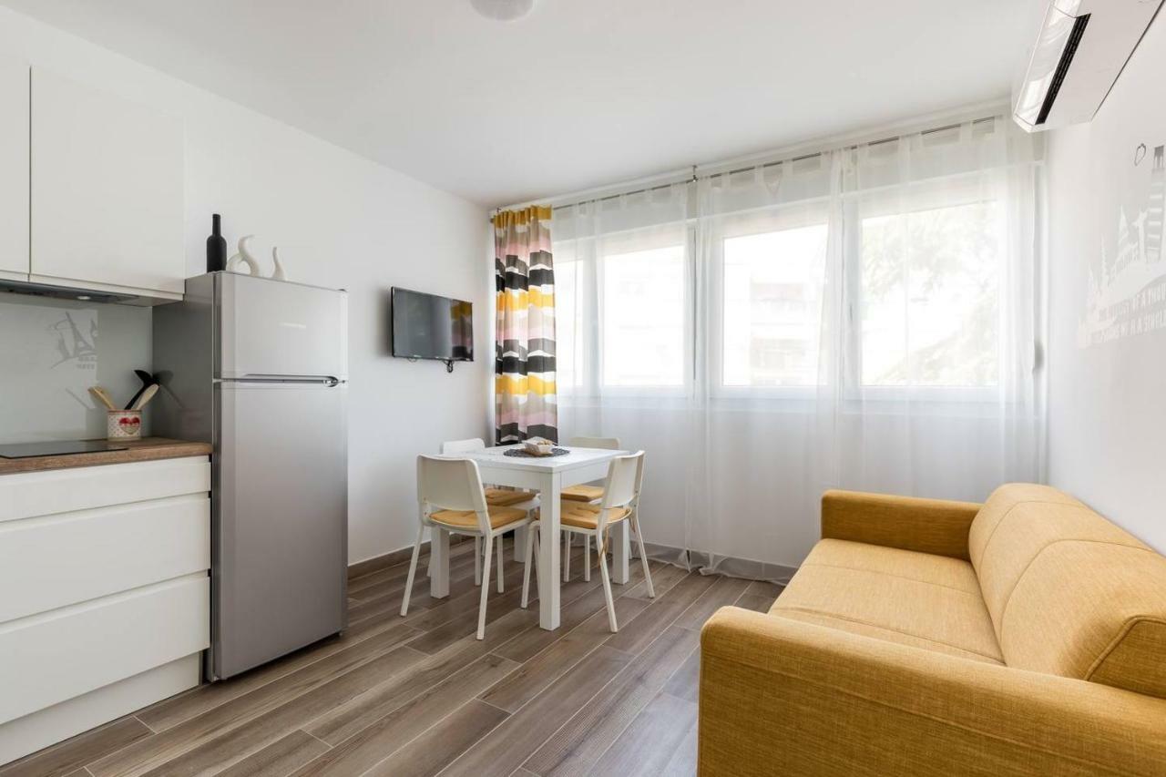 Apartments Cezar Split Extérieur photo