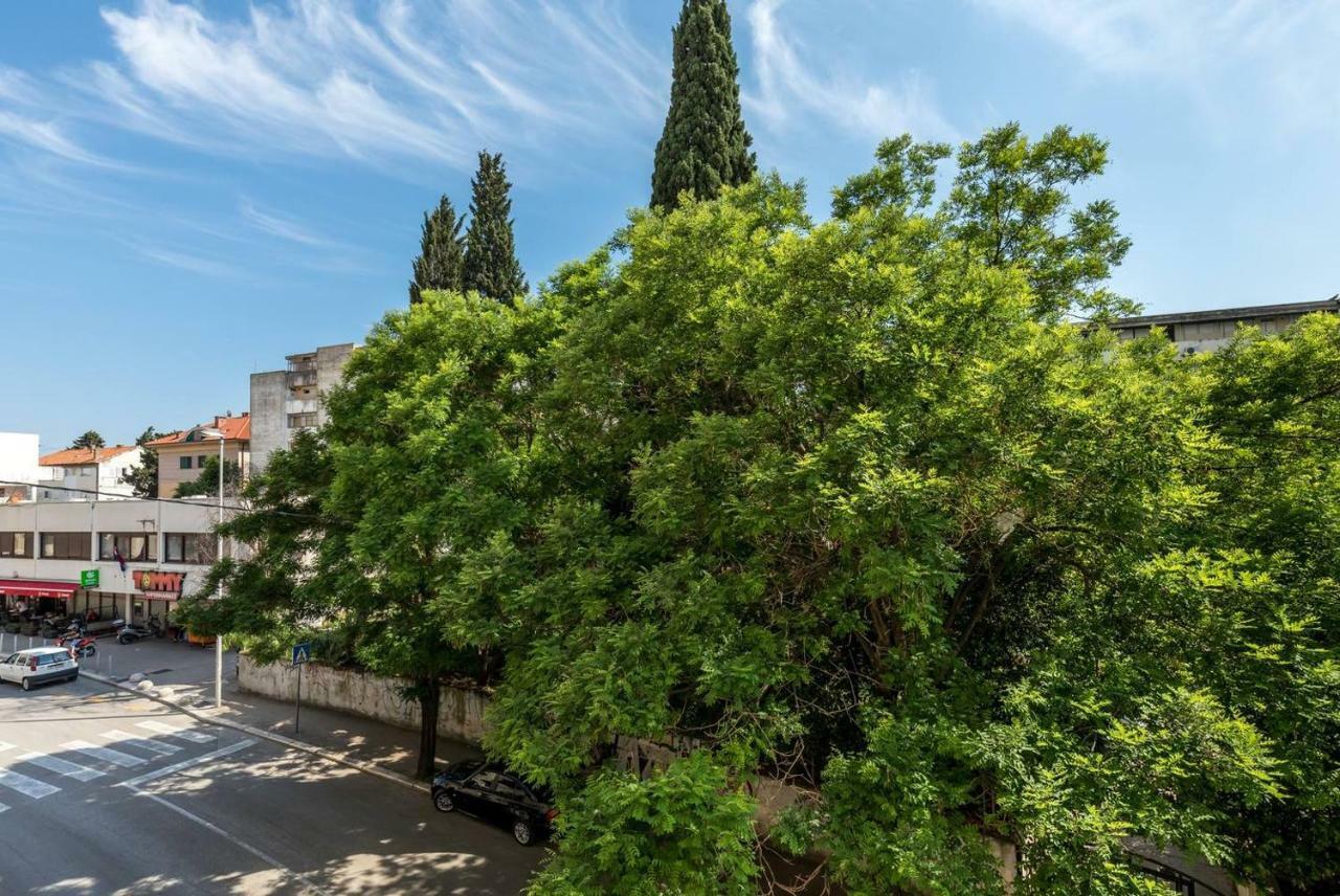 Apartments Cezar Split Extérieur photo
